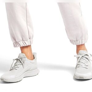 Fitflop grey vitamin FFX fabric trainers . Lace up/slip on Size 8. NWT/no box.